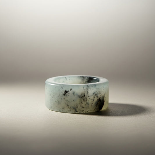 Xiuyu Jade Thumb Ring