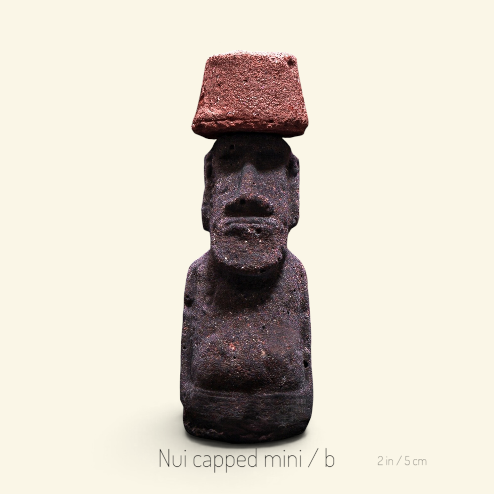 the moai – nui capped mini b, red pukao topknot, 2.0 x 0.7 in / 5 x 1.9 cm base, uggaz