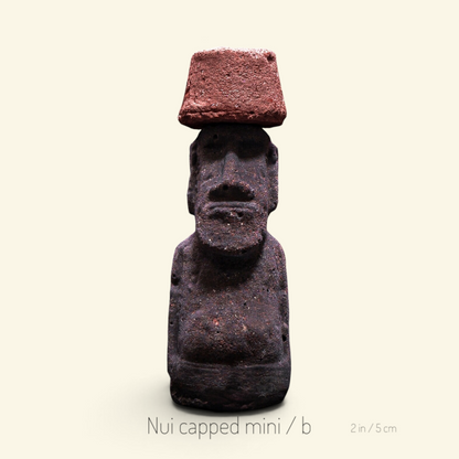 the moai – nui capped mini b, red pukao topknot, 2.0 x 0.7 in / 5 x 1.9 cm base, uggaz