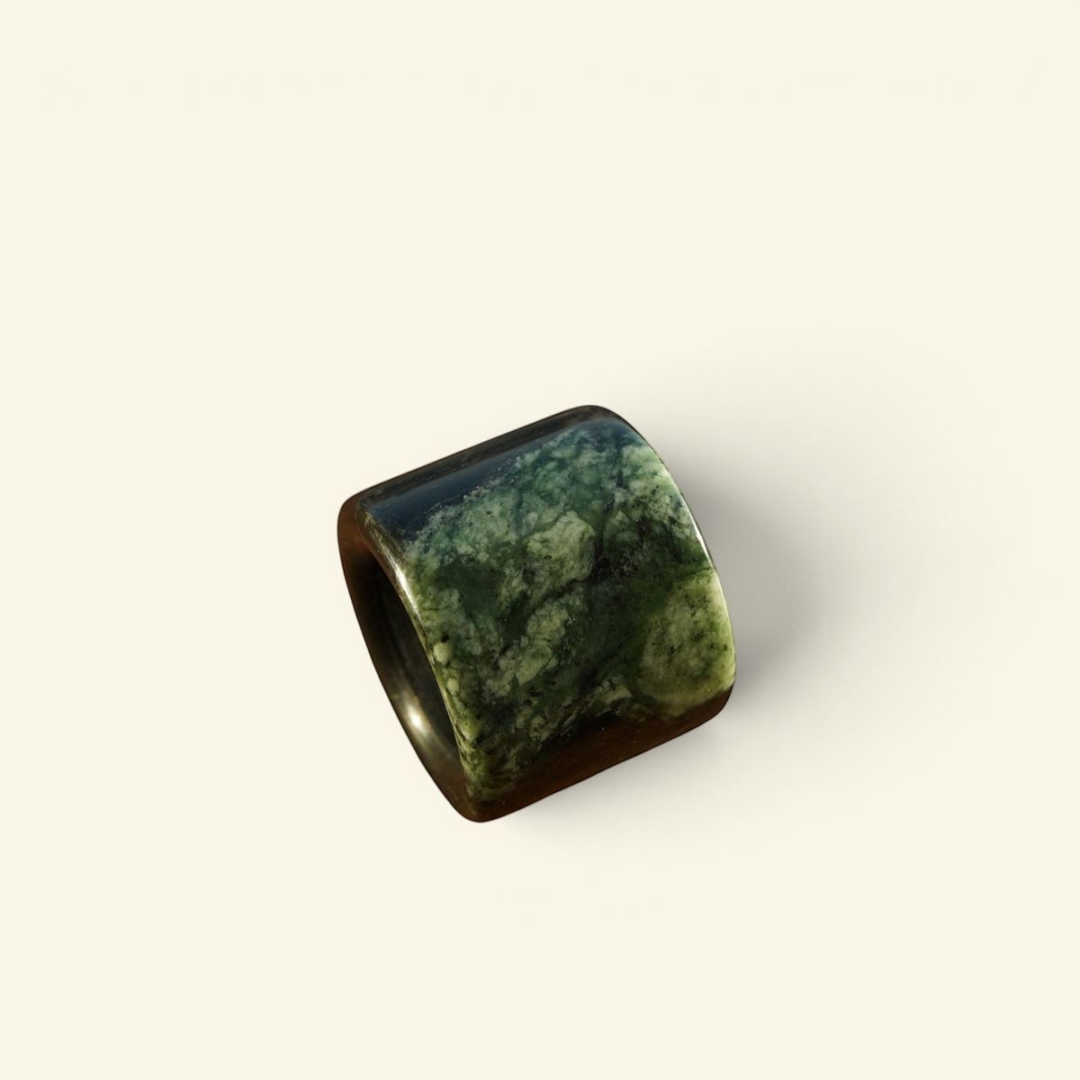 the magnetic ring – magnetic stone thumb ring, detail 2, uggaz