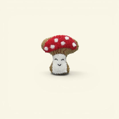 the felt garden – wool felt mushroom brooch, red cap with white spots and an embroidered smile, uggaz
