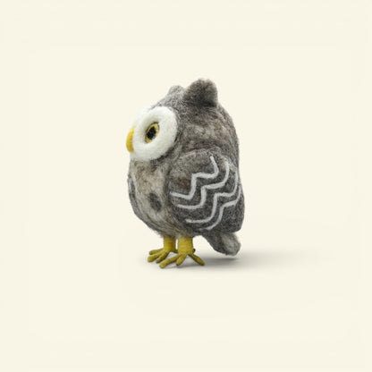 the night owl – needle-felted wool owl ornament, detail 4, uggaz