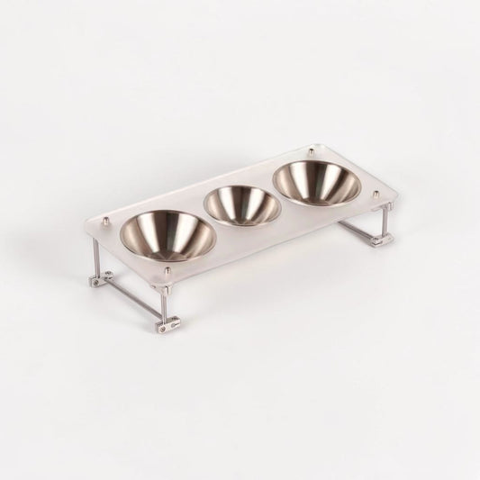 THE OPTICAL AXIS PET FEEDER STATION