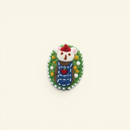 the felt woods – wool felt bear cameo brooch, santa hat and green pearl-edged frame, uggaz