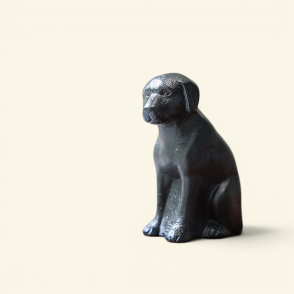 the family dog – parent, cast iron nanbu ironware paperweight, uggaz