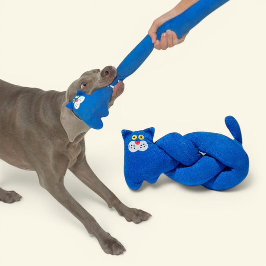 the stretch cat – polyester tug dog toy, detail 1, uggaz