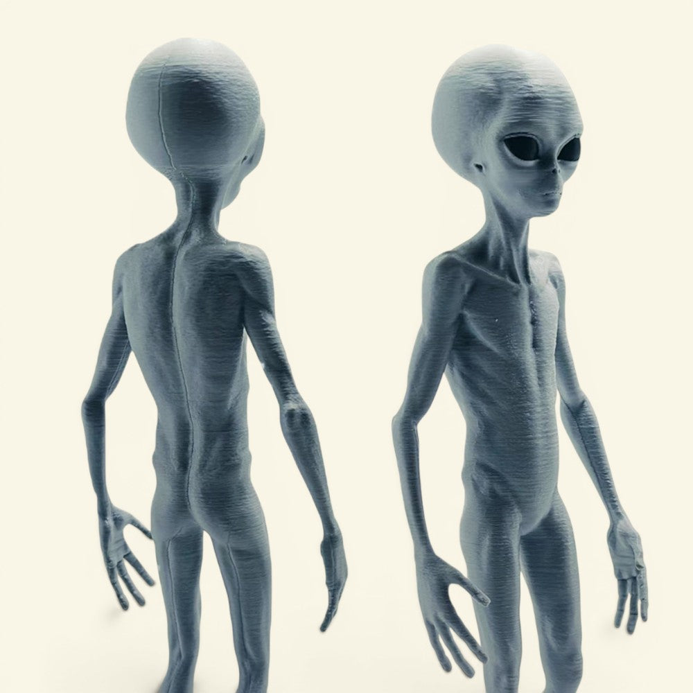 The Tall Grey – detail 3, 3d printed pla alien figurine, matte grey, uggaz