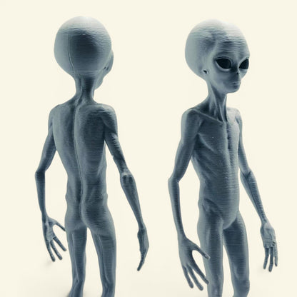 The Tall Grey – detail 3, 3d printed pla alien figurine, matte grey, uggaz