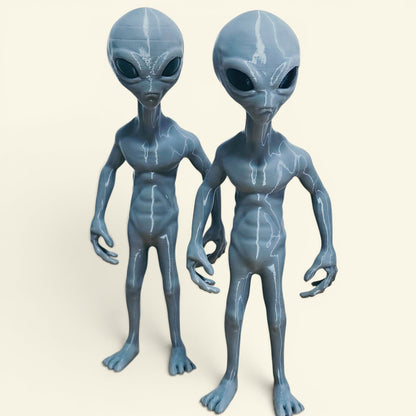 The Small Grey – detail 3, 3d printed pla alien figurine, matte grey, uggaz