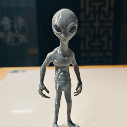 The Small Grey – detail 2, 3d printed pla alien figurine, matte grey, uggaz