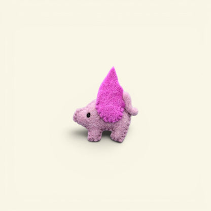 the felt farm – wool felt flying pig brooch, pink with a magenta wing, uggaz