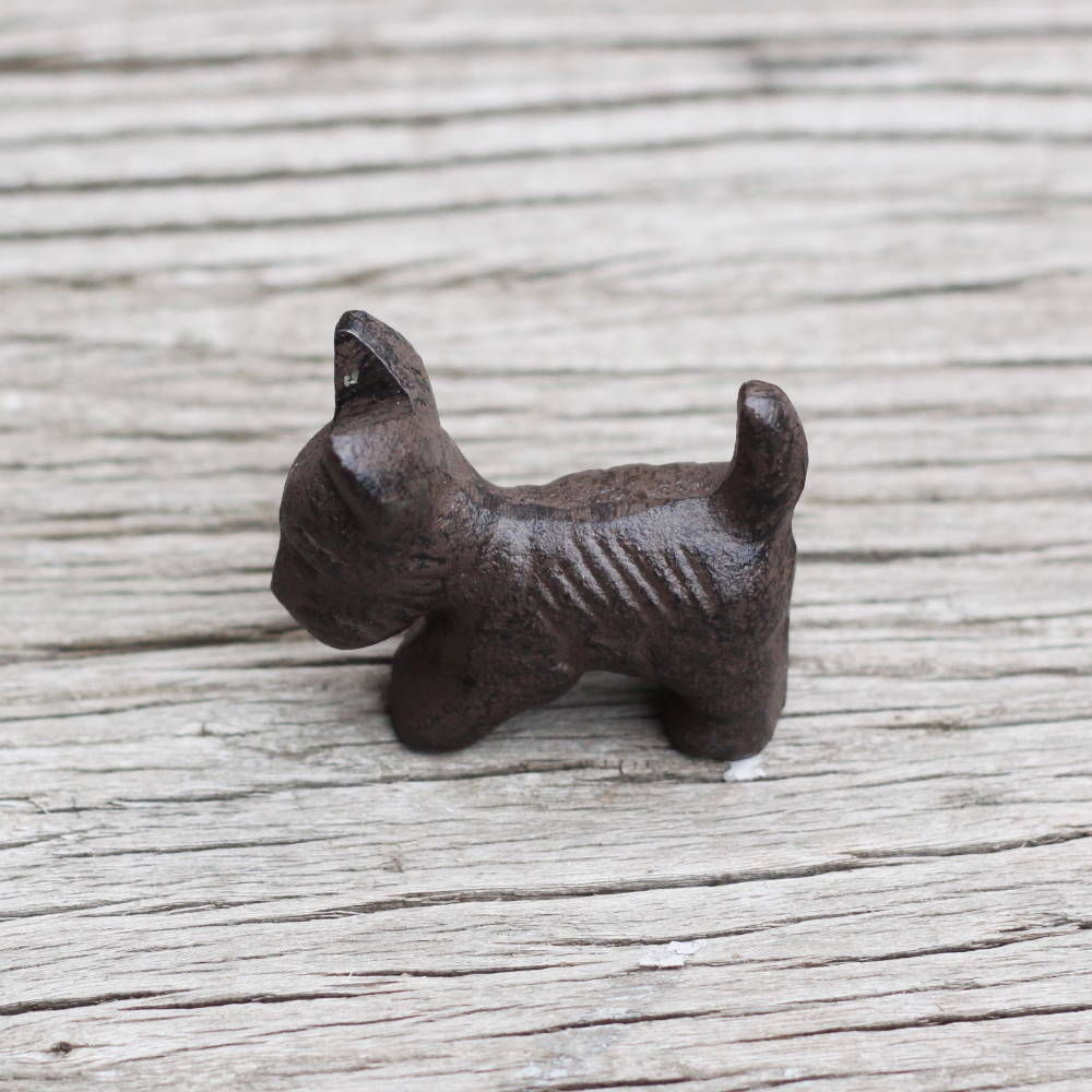 the small weights – dog, cast iron mini paperweight, uggaz