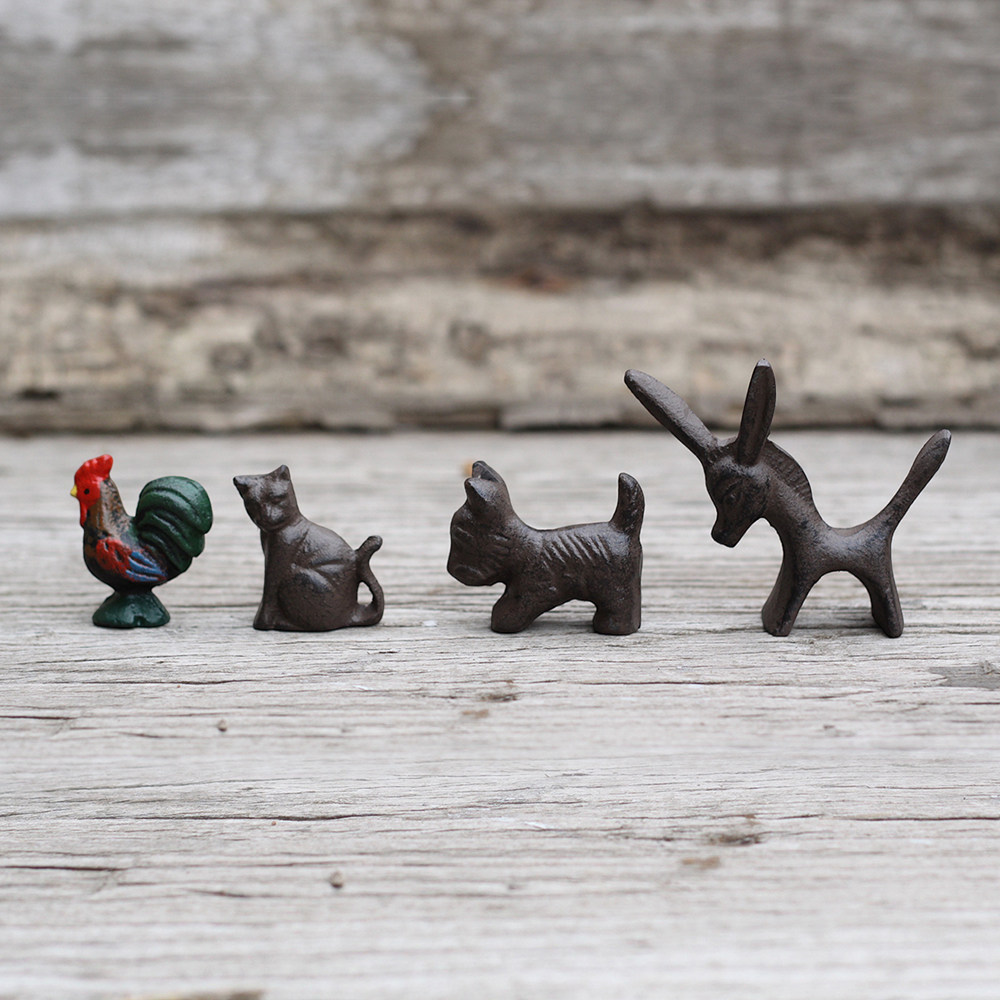 the small weights – cast iron mini animal paperweights, detail 1, uggaz